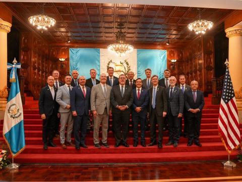 delegation-with-guatemala-s-president